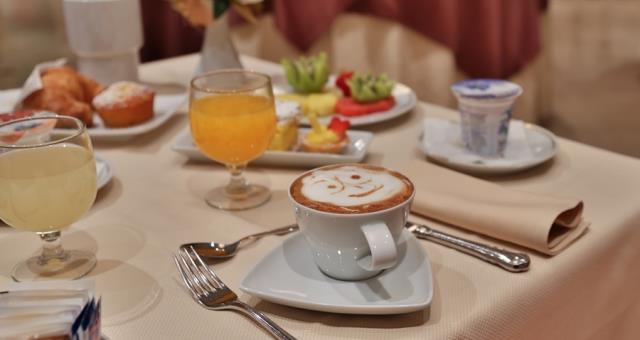 Al mattino, per te una ricca prima colazione a buffet. Best Western Hotel Globus city Forlì